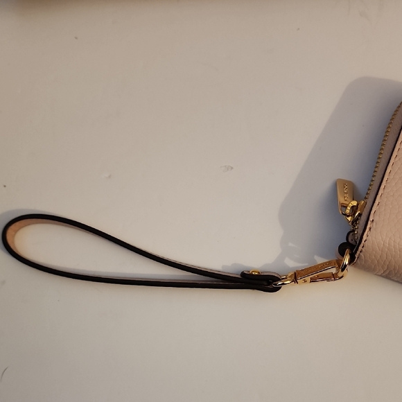 Michael Kors Gilly Large Drawstring Tote And Wallet. Hotel Kors Limited Edition - Picture 11 of 15